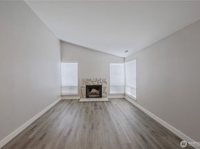 1021 30th Street NE, Auburn WA 98002