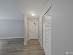 1021 30th Street NE, Auburn WA 98002
