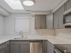 1021 30th Street NE, Auburn WA 98002