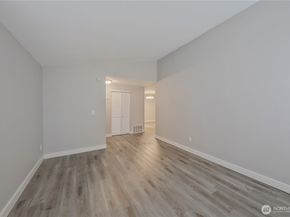 1021 30th Street NE, Auburn WA 98002