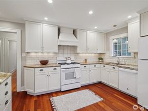 314 N 117th Street, Seattle WA 98133