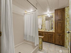 2500 S 370th Street 96, Federal Way WA 98003