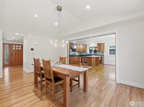 10630 NE 18th Street, Bellevue WA 98004