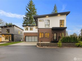 10416 130th Avenue NE, Kirkland WA 98033