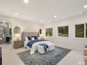 10416 130th Avenue NE, Kirkland WA 98033