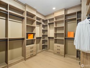 10416 130th Avenue NE, Kirkland WA 98033