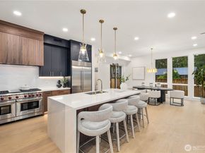 10416 130th Avenue NE, Kirkland WA 98033