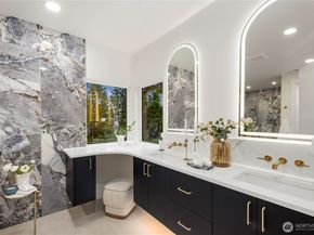 10416 130th Avenue NE, Kirkland WA 98033