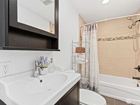 10758 Ashworth Avenue N, Seattle WA 98133