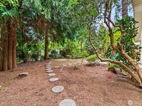 10758 Ashworth Avenue N, Seattle WA 98133
