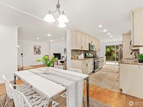 10758 Ashworth Avenue N, Seattle WA 98133