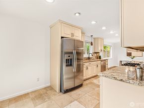10758 Ashworth Avenue N, Seattle WA 98133