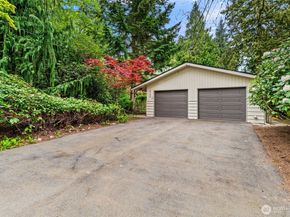 10758 Ashworth Avenue N, Seattle WA 98133