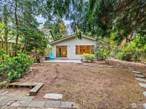 10758 Ashworth Avenue N, Seattle WA 98133