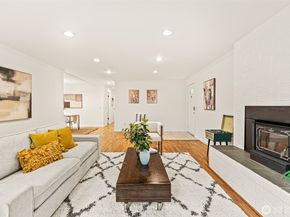 10758 Ashworth Avenue N, Seattle WA 98133