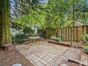 10758 Ashworth Avenue N, Seattle WA 98133