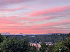1011 94th Drive NE, Lake Stevens WA 98258