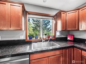 1011 94th Drive NE, Lake Stevens WA 98258