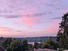 1011 94th Drive NE, Lake Stevens WA 98258