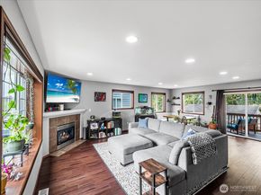 1011 94th Drive NE, Lake Stevens WA 98258