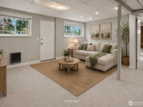 1519 NE 185th Street, Shoreline WA 98155