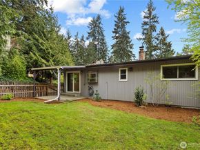 1519 NE 185th Street, Shoreline WA 98155