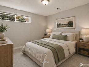 1519 NE 185th Street, Shoreline WA 98155