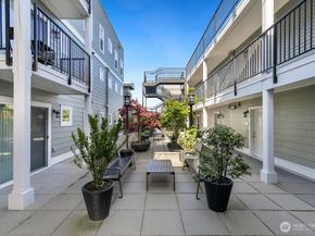 2101 N 55th Street 201, Seattle WA 98103