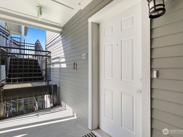 2101 N 55th Street 201, Seattle WA 98103