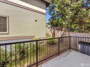 2115 201st Place SE O105, Bothell WA 98012
