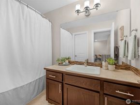 2115 201st Place SE O105, Bothell WA 98012