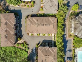 2115 201st Place SE O105, Bothell WA 98012