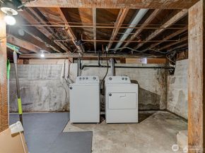 1626 39th Avenue E, Seattle WA 98112