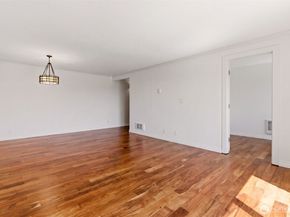 800 N Allen Place 401, Seattle WA 98103