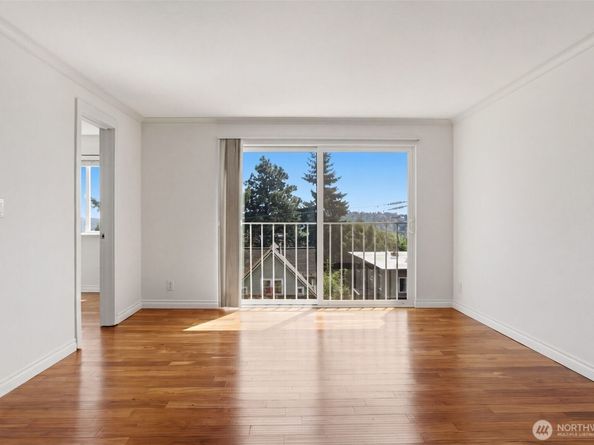 800 N Allen Place 401, Seattle WA 98103