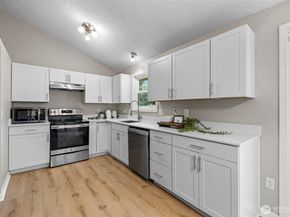 29237 20th Way S, Federal Way WA 98003