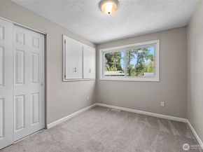 29237 20th Way S, Federal Way WA 98003