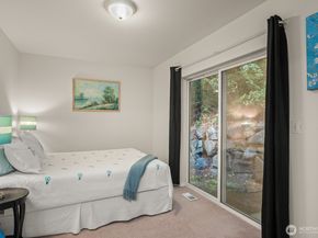 8828 238th St SW D1, Edmonds WA 98026