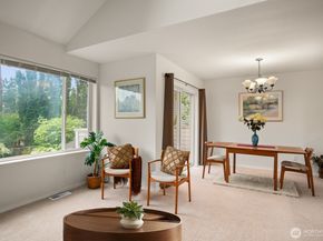 8828 238th St SW D1, Edmonds WA 98026