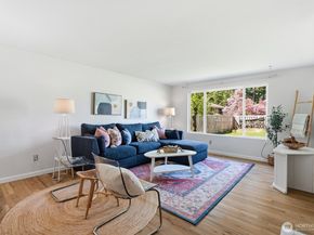 14563 167th Place SE, Renton WA 98059