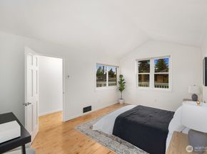 6620 28th Avenue NW, Seattle WA 98117
