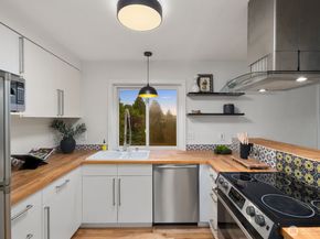6620 28th Avenue NW, Seattle WA 98117