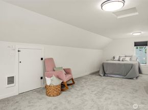 10112 SE 200th Street, Kent WA 98031