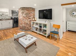 2820 27th Avenue W, Seattle WA 98199