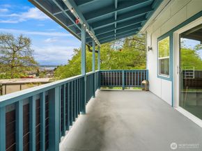 2820 27th Avenue W, Seattle WA 98199