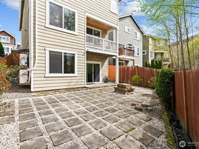 14504 17th Avenue W, Lynnwood WA 98087