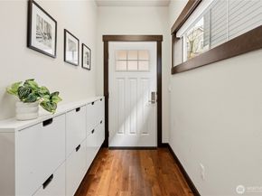 14504 17th Avenue W, Lynnwood WA 98087