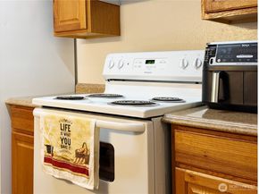 10459 Des Moines Memorial Drive S N202, Seattle WA 98168