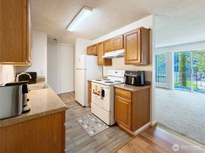 10459 Des Moines Memorial Drive S N202, Seattle WA 98168
