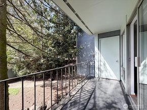 10459 Des Moines Memorial Drive S N202, Seattle WA 98168